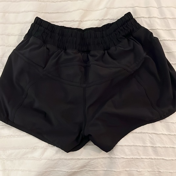 Black lulu shorts - Picture 2 of 3